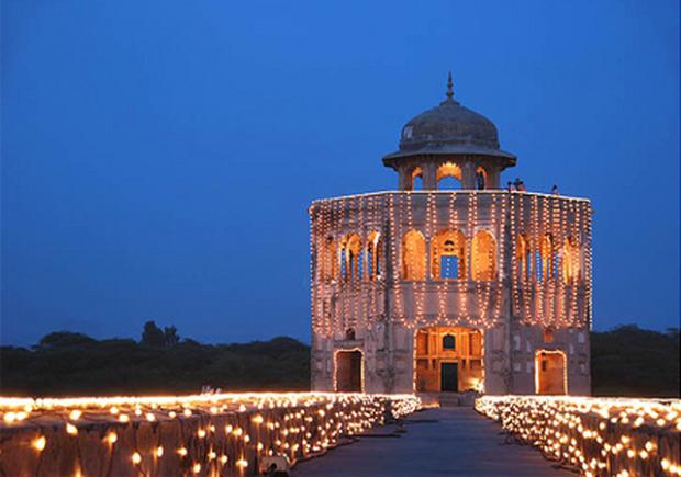 Hiran Minar