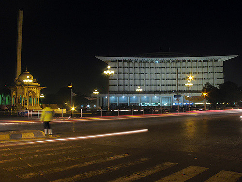 Mall Road Lahore