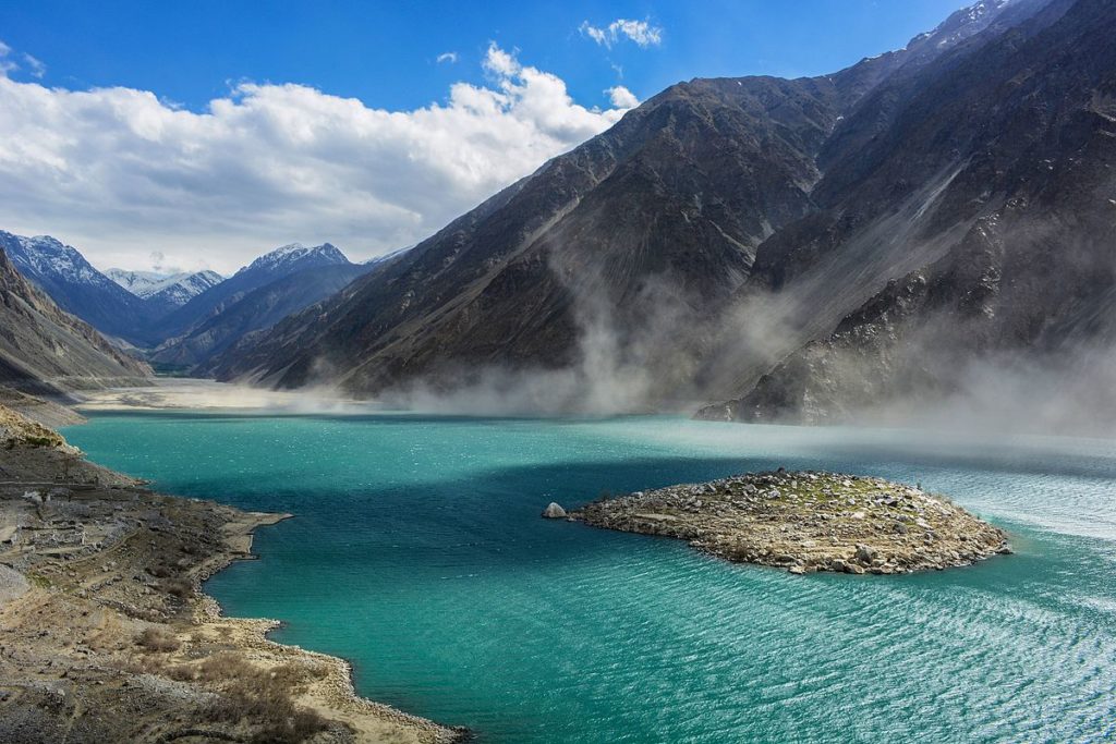 Satpara Lake