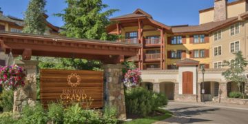 best hotels to stay in Canada