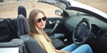 Why You Should Pick Best Sunglasses For Travelling