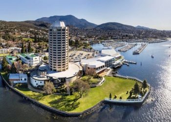 Why Do People Choose Accommodation Freycinet