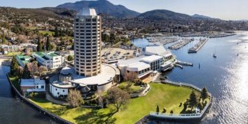 Why Do People Choose Accommodation Freycinet