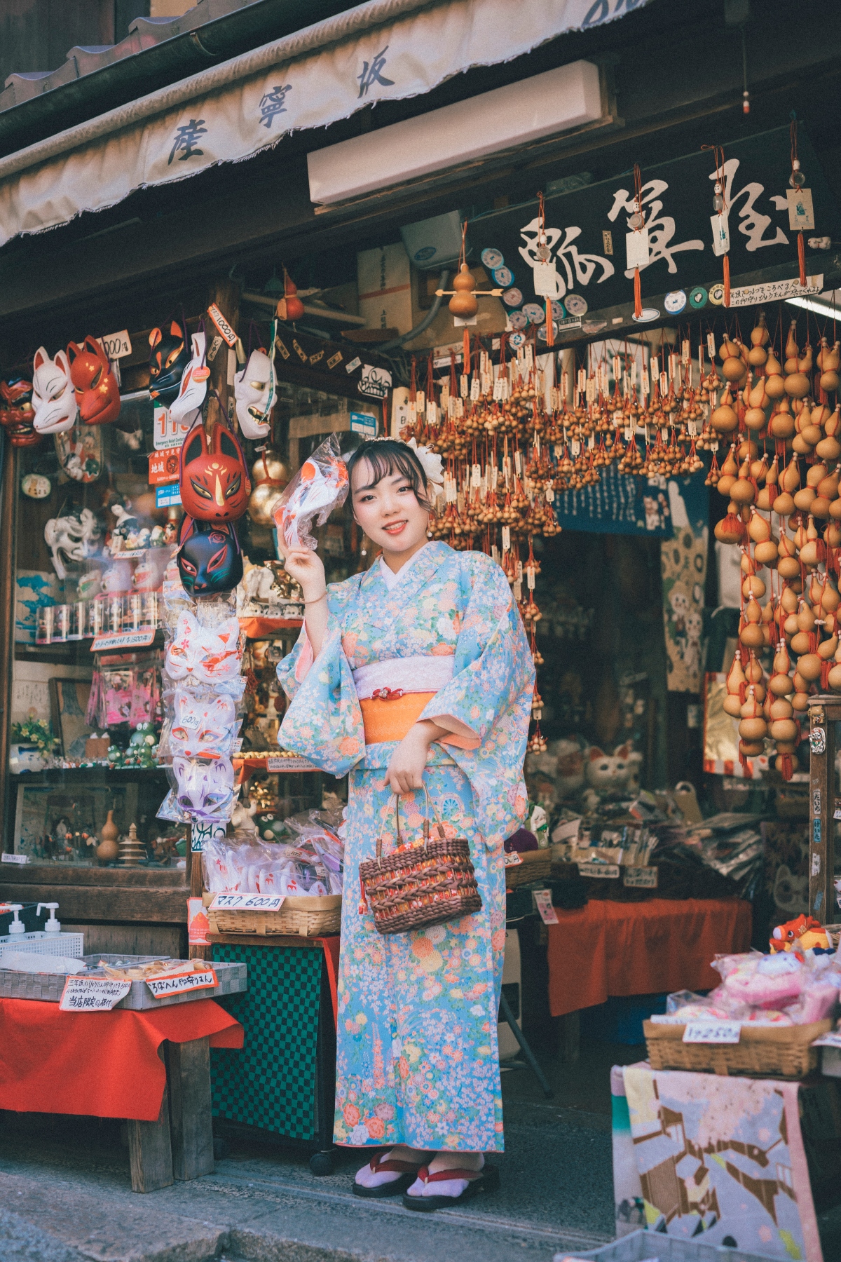 Discovering the Hidden Gems of Japanese Shopping