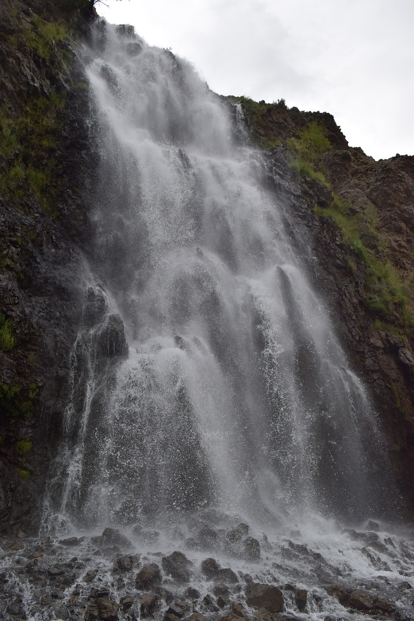 Manthoka Waterfall Best Places To Visit in Skardu